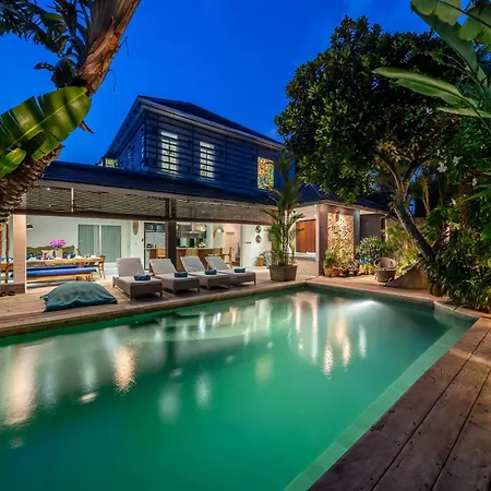Villa Alchemy Private 4 Bedroom Eat Street 10 Steps To Revolver Cafe