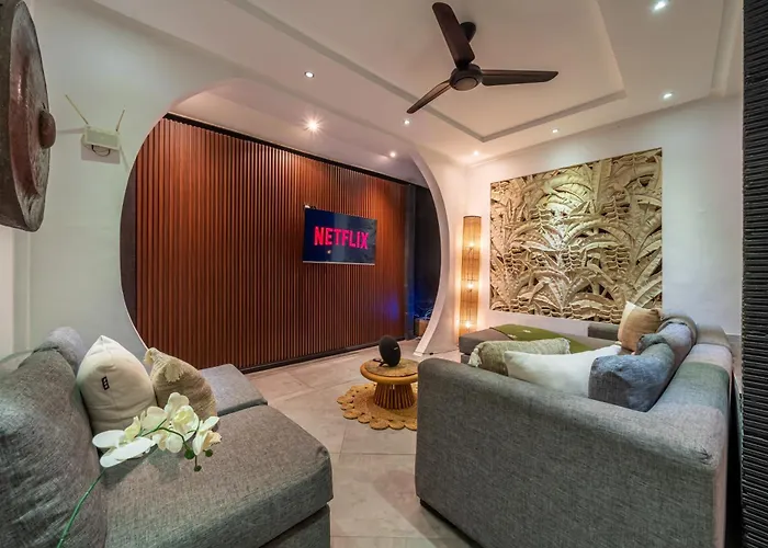 Alchemy Private 4 Bedroom Eat Street 10 Steps To Revolver Cafe Villa