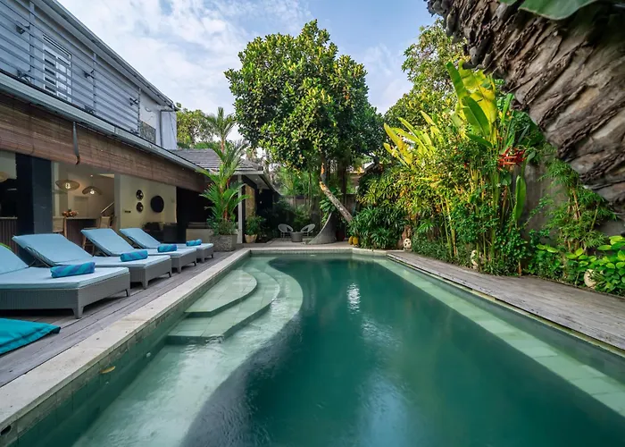 Villa Alchemy Private 4 Bedroom Eat Street 10 Steps To Revolver Cafe