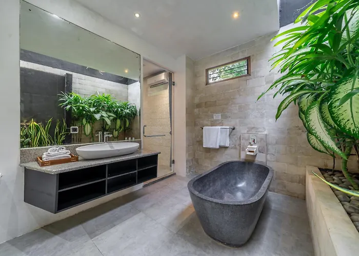 Villa Alchemy Private 4 Bedroom Eat Street 10 Steps To Revolver Cafe *