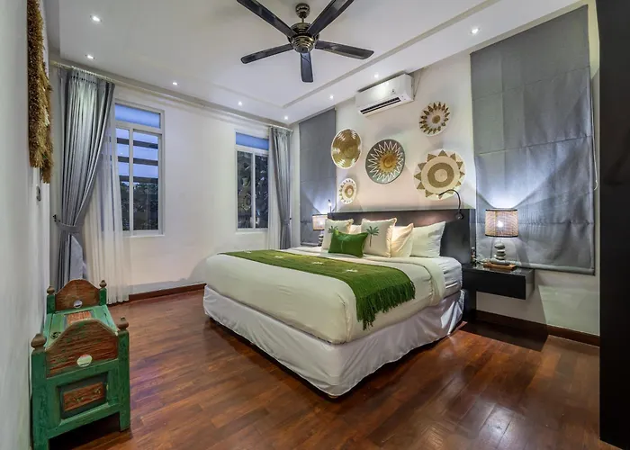 Alchemy Private 4 Bedroom Eat Street 10 Steps To Revolver Cafe Villa